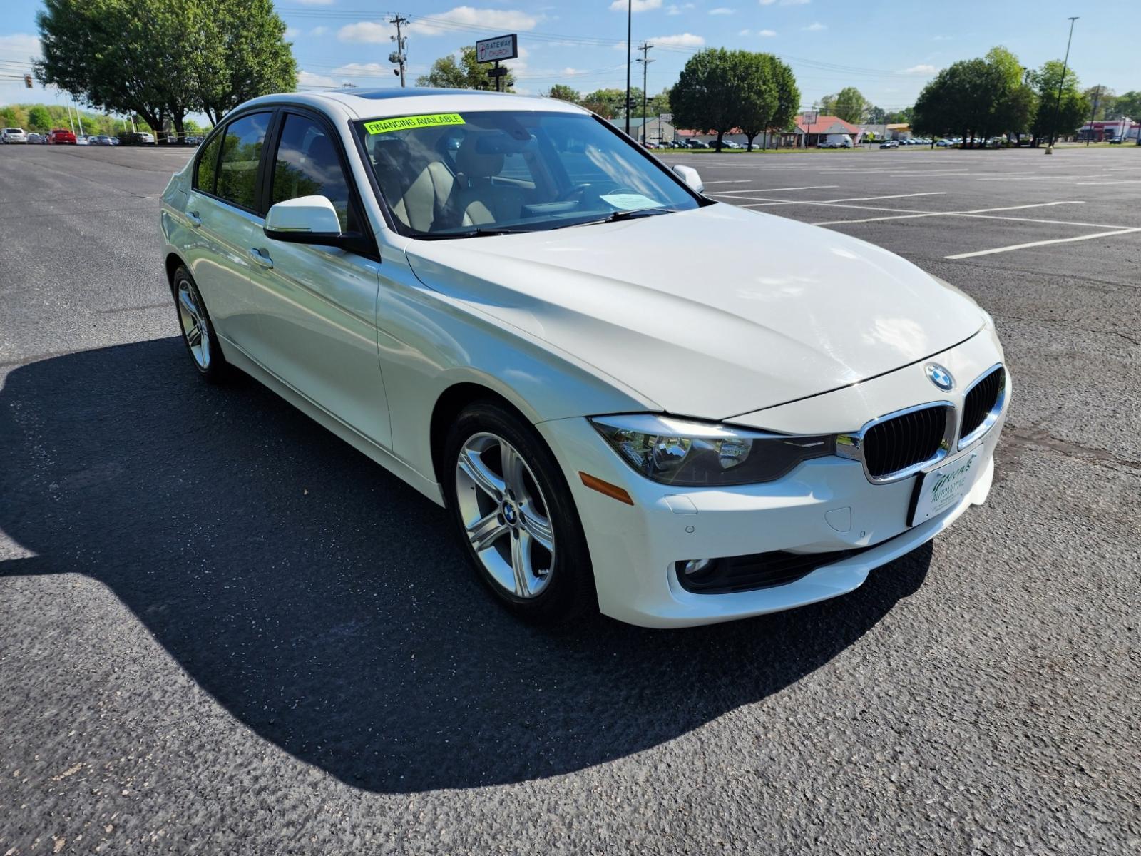 2015 WHITE /BEIGE BMW 3-Series 328i xDrive Sedan (WBA3B5G5XFN) with an 2.0L L4 DOHC 16V engine, 8-Speed Automatic transmission, located at 1221 Madison St., Shelbyville, TN, 37160, (931) 680-9439, 0.000000, 0.000000 - Photo #1